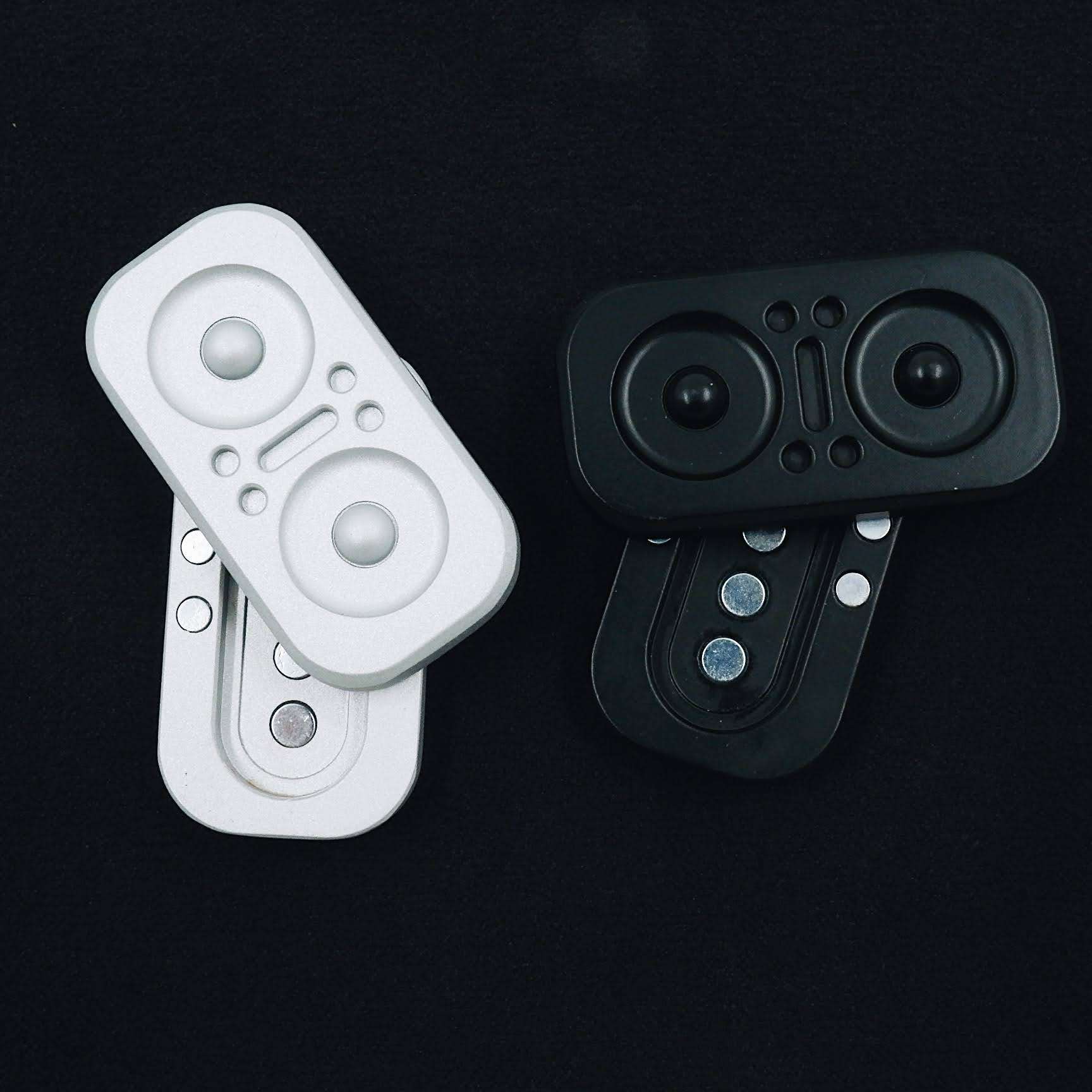 HootChaos white and black HootChaos white and black