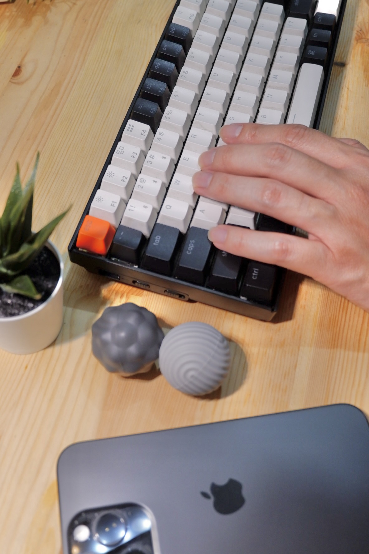 ZenOrbs - keyboard - WorkGadgets.ph